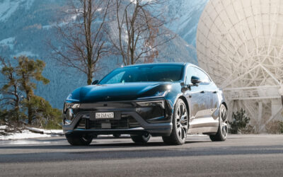 Polestar 4 : la voiture qui regarde droit devant